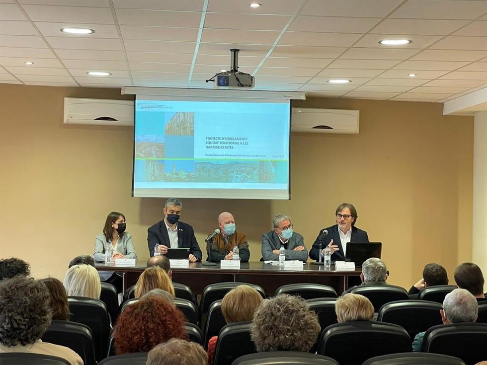 Presentación de la prueba piloto de arraigo de población en Juncosa (Lleida)