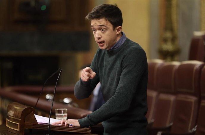 El líder de Más País, Íñigo Errejón, interviene en una sesión plenaria, en el Congreso de los Diputados