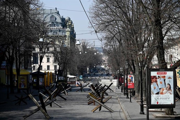 30 March 2022, Ukraine, Odessa: Tank barricades and blockades stand on a street in the historic center of the city. Odessa is preparing to defend the city against the Russian military. Photo: -/Eurokinissi via ZUMA Press Wire/dpa