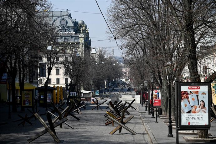30 March 2022, Ukraine, Odessa: Tank barricades and blockades stand on a street in the historic center of the city. Odessa is preparing to defend the city against the Russian military. Photo: -/Eurokinissi via ZUMA Press Wire/dpa