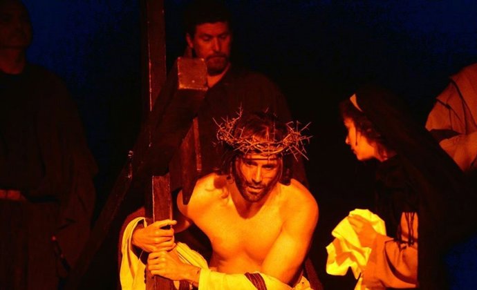 La Iglesia de Santiago el Real será el escenario de la representación del Auto de la Cruz, organizado por la Hermandad de Cofradías e interpretado por Ditirambo espectáculos, el sábado 2 de abril a las 20 horas.