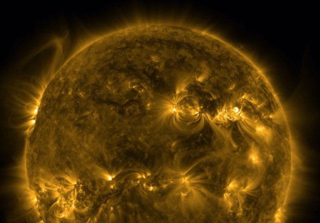 El Sol emitió una intensa llamarada el 30 de marzo