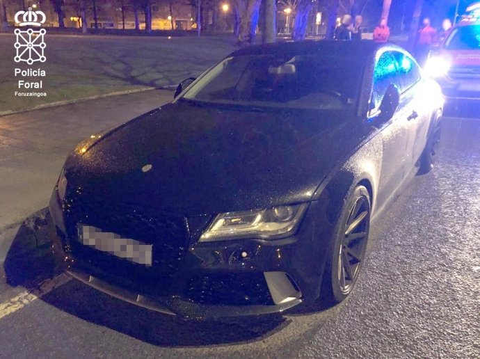 Vehículo conducido por el menor.