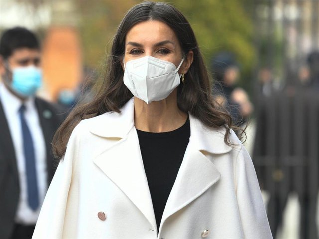 La Reina Letizia, a su llegada a la Casa del Lector en Matadero Madrid