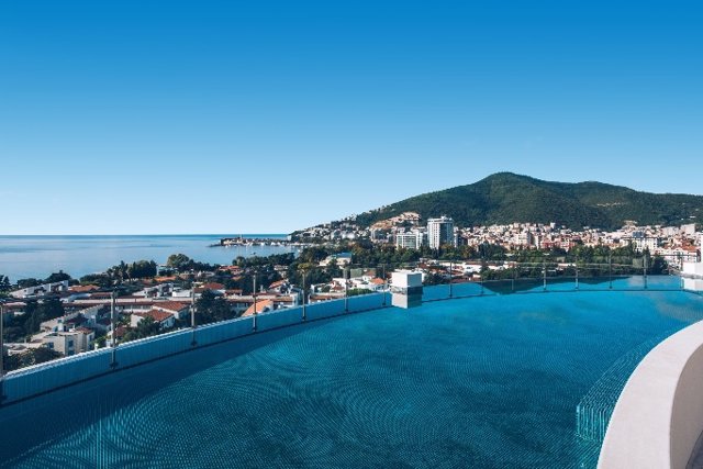 Iberostar refuerza su presencia en Montenegro con la apertura de su tercer hotel.