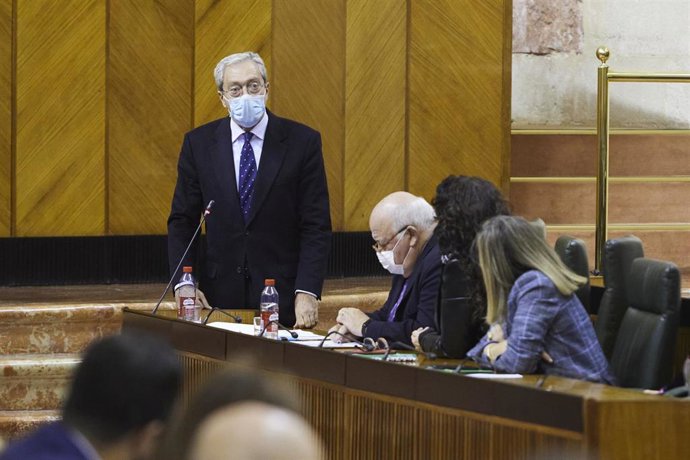 Archivo - El consejero de Economía, Rogelio Velasco,en una imagen de archivo.