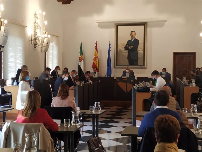 Pleno ordinario de la Diputación de Cáceres del mes de marzo