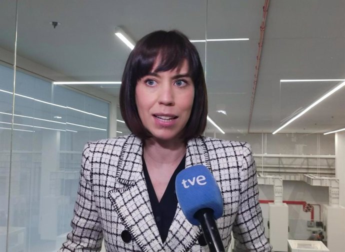 La ministra de Ciencia e Innovación, Diana Morant, en una visita en el BSC-CNS.