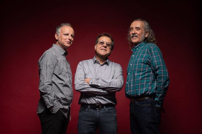 Los miembros del grupo Els Pets, Joan Reig, Lluís Gavald y Falin Cáceres
