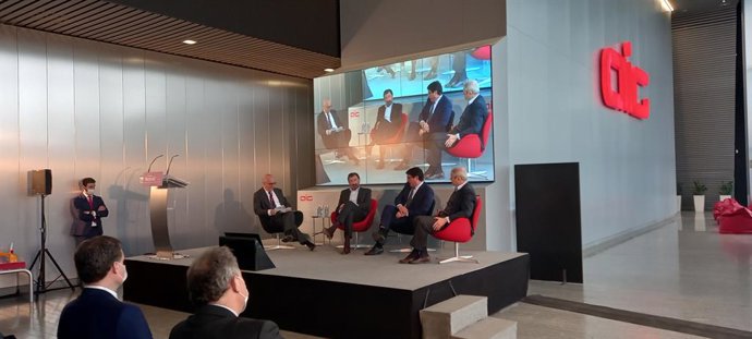 Jornada de automoción en el AIC