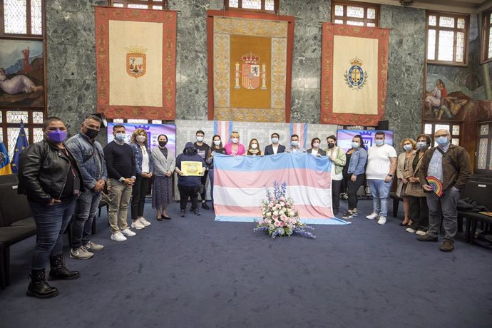 Acto institucional del 'Día Internacional de la Visibilidad Trans' organizado en el Cabildo de Tenerife