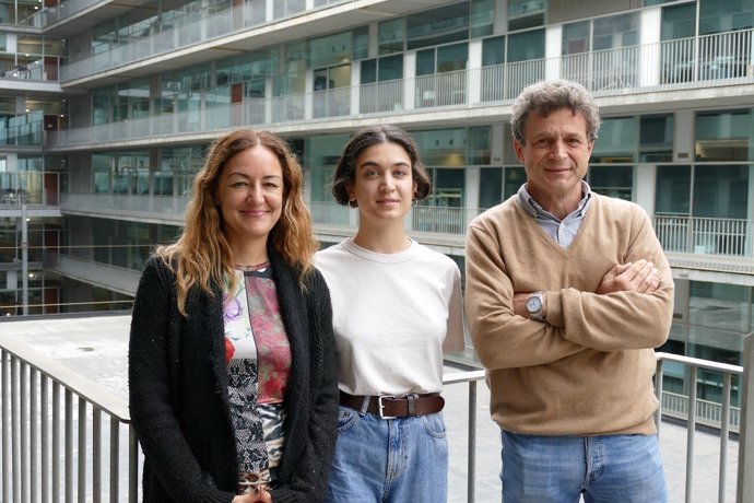 Elena Martín, Alejandra García Blanco y Rafael Maldonado.