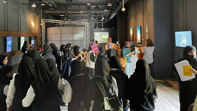 Visitants al pavelló d'Andorra en l'Expo Dubai 2020