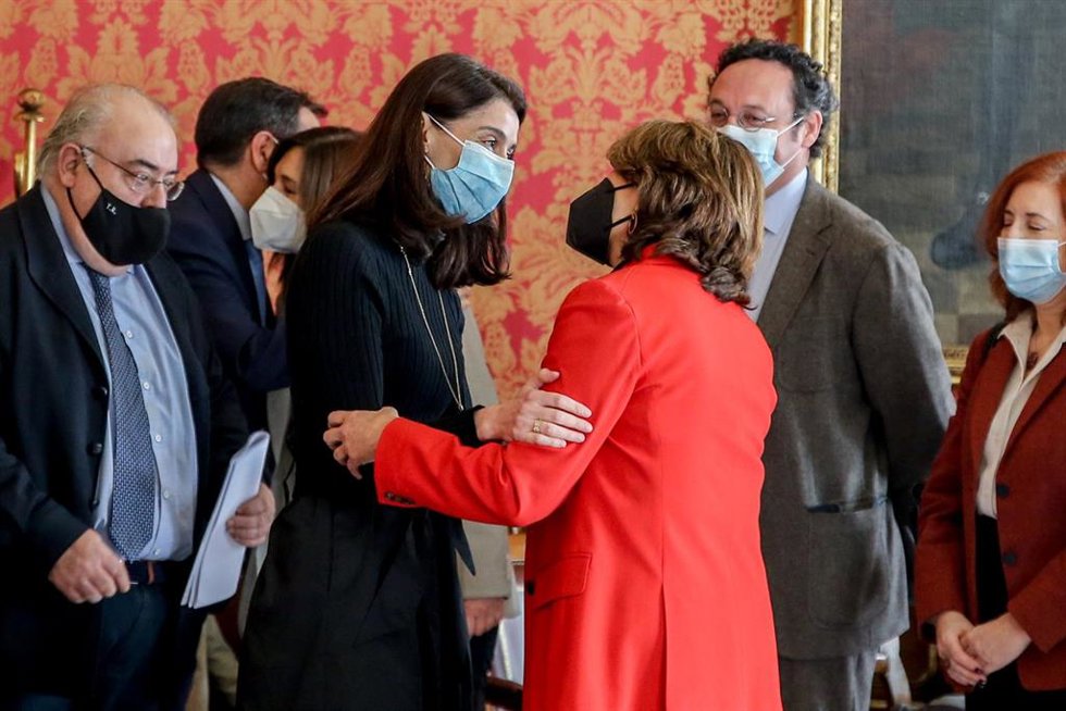 Archivo - (I-D) El expresidente del Tribunal Constitucional, Juan José González Rivas; la ministra de Justicia, Pilar Llop y la fiscal general del Estado, Dolores Delgado, a su llegada a la firma de un acuerdo de colaboración en el Ministerio de Justici