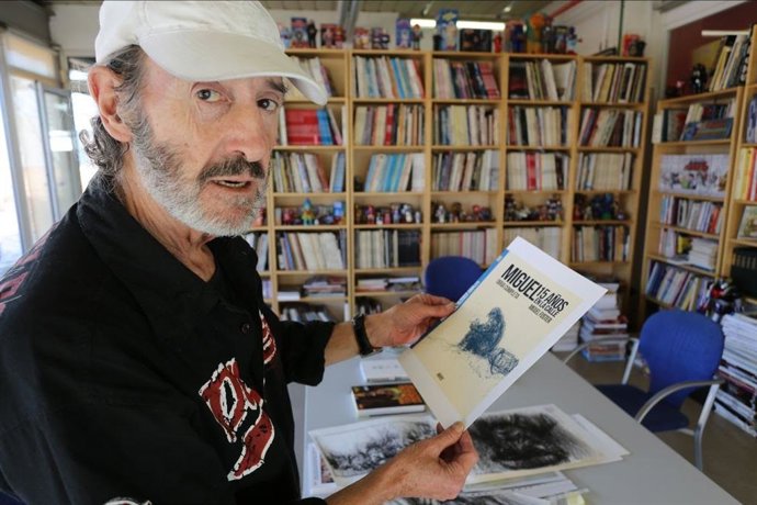 El dibuixant Miquel Fuster