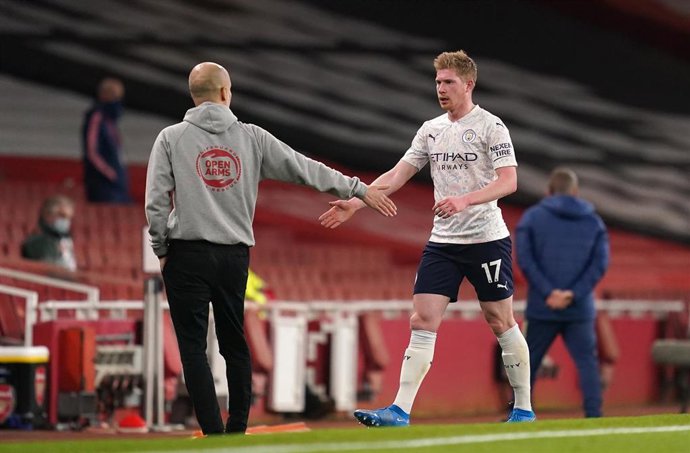 Archivo - Pep Guardiola y Kevin De Bruyne