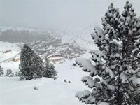 Aliaga celebra que Candanchú abra en Semana Santa "después del esfuerzo que hemos hecho desde el Gobierno de Aragón"