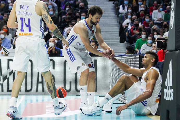 Sergio Llull, Tavares, Real Madrid