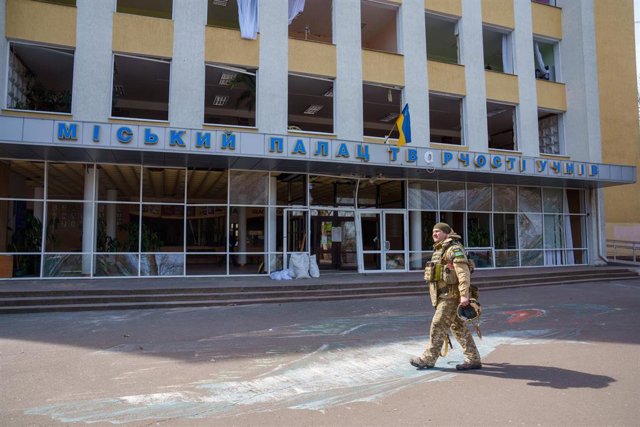 Un soldado ucraniano en Mikolaiv