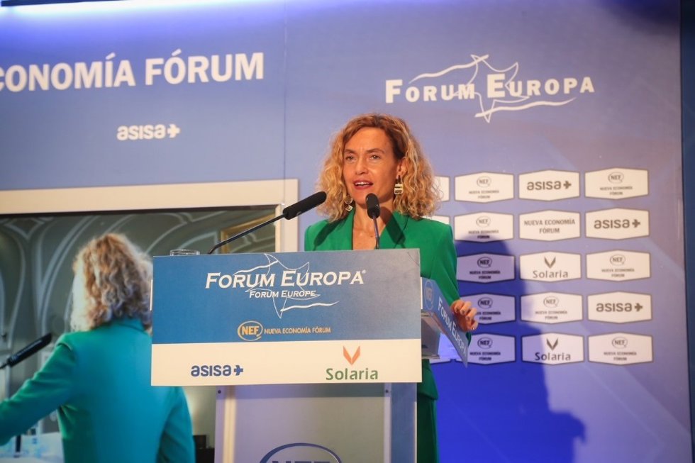 La presidenta del Congreso, Meritxell Bater, durante la presentación de un desayuno informativo del copresidente de la Conferencia sobre el Futuro de Europa, Guy Verhofstadt