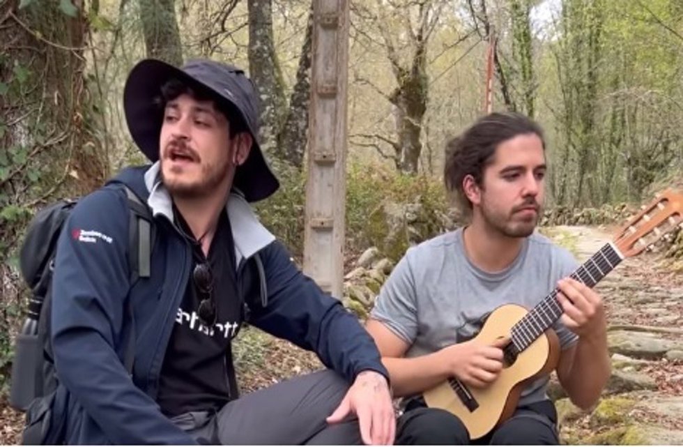 Roi Méndez y Cepeda en un momento del vídeo.