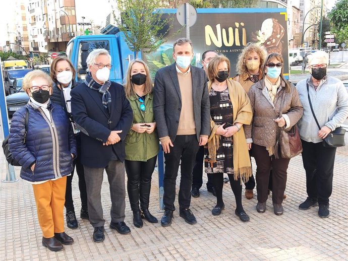 El diputado nacional del PSOE Ignacio López; el presidente del PSOE de Málaga, Rafael Granados; y la concejal socialista en el Ayuntamiento de la capital Alicia Murillo.