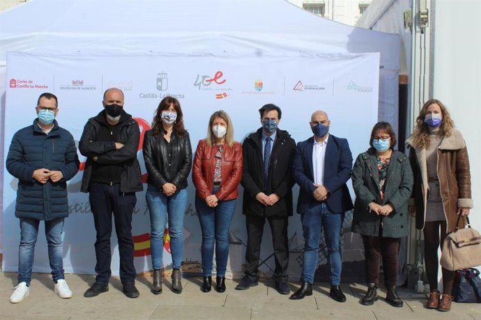 La consejera de Igualdad y portavoz del Gobierno de C-LM, Blanca Fernández, en la presentación del escape room 'El tesoro de don Quijote' en Tomelloso