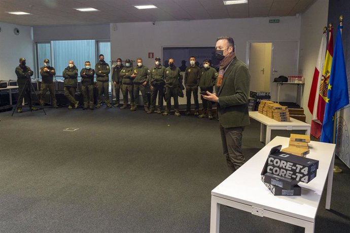 El Consejero De Desarrollo Rural, Guillermo Blanco, Preside El Acto De Entrega De Nuevos Dispositivos Móviles Especializados Para La Plantilla De Agentes Del Medio Natural