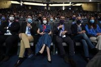 La designación de Bendodo como coordinador abre la puerta a que Gamarra siga siendo portavoz en el Congreso