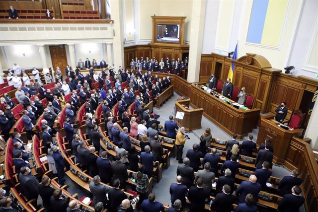 Archivo - Sesión parlamentaria en la Rada ucraniana