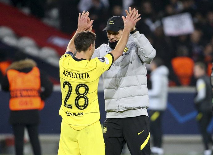 Coach of Chelsea Thomas Tuchel celebrate the victory and the qualification with Cesar Azpilicueta (left) following the UEFA Champions League, Round of 16, 2nd leg football match between Lille OSC (LOSC) and Chelsea on March 16, 2022 at Stade Pierre Maur