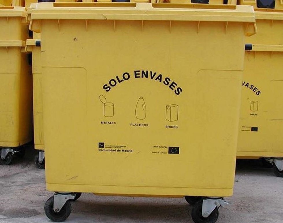 Archivo - Cáceres recicló el año pasado 845.557 kilogramos de envases de vidrio a través de 384 contenedores