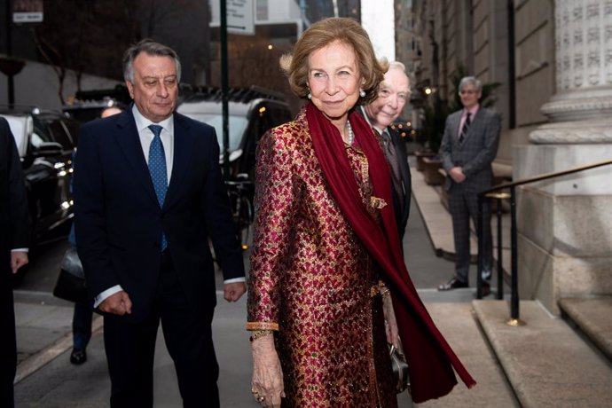 La reina Sofía preside la gala de entrega del Premio Sophia a la Excelencia a Carmen Iglesias, José Andrés y Carlos Slim, en Nueva York (Estados Unidos).