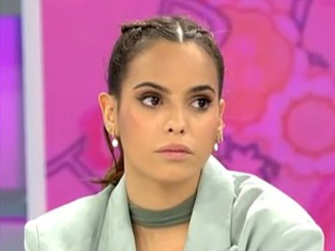 GLORIA CAMILA EN EL PROGRAMA 'YA SON LAS OCHO'