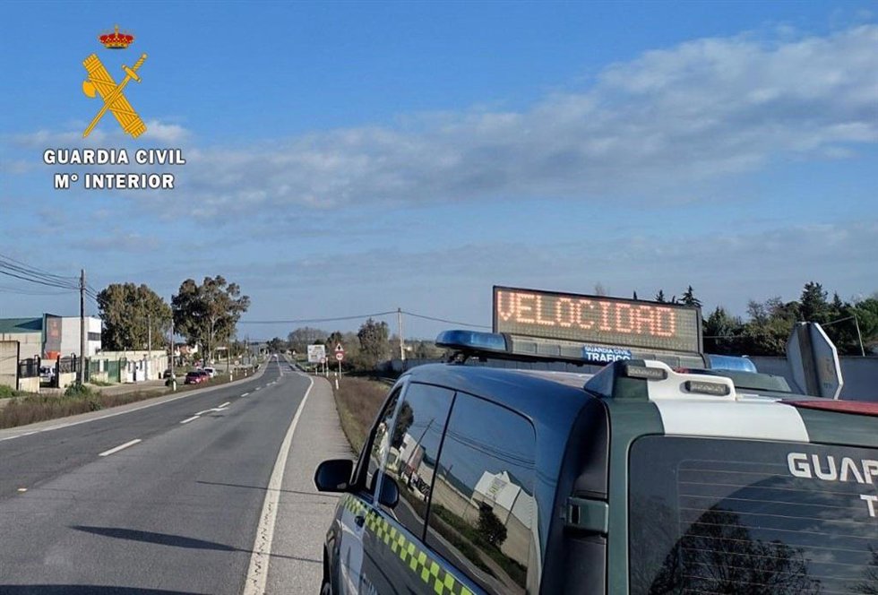 Control de velocidad de la Guardia Civil.