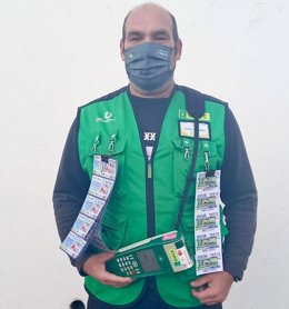 Juan Antonio Romero, vendedor de la ONCE en Llerena, que ha dado 9 millones de euros en el Cuponazo.