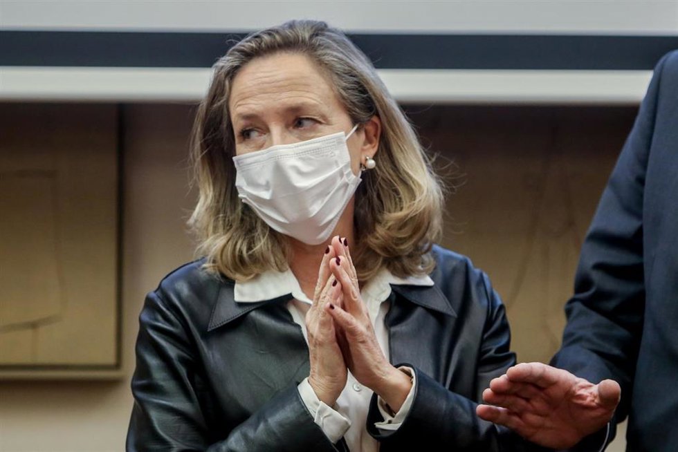 La vicepresidenta primera del Gobierno y ministra de Asuntos Económicos y Transformación Digital, Nadia Calviño,