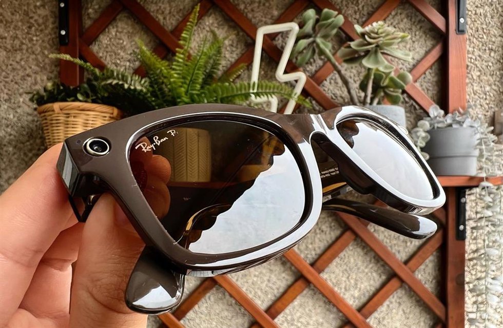 Ray-Ban Stories