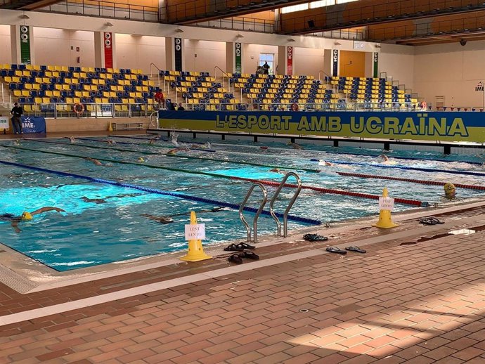 La actividad 'Neda per Ucrana' tiene lugar en las piscinas municipales de Son Hugo