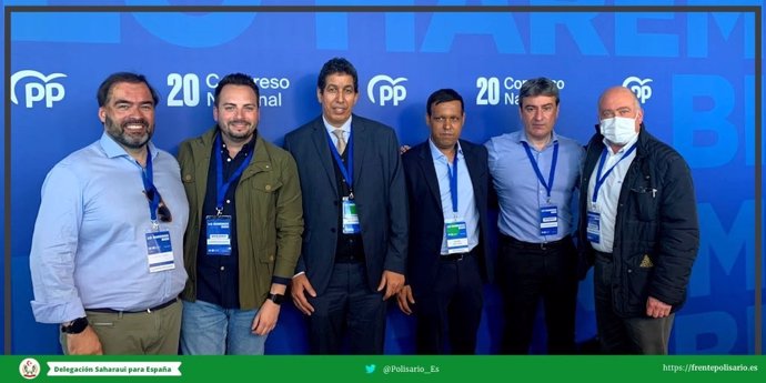 Una delegación del Frente Polisario asiste al XX Congreso del PP que se celebra en Sevilla.