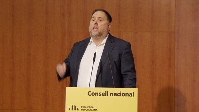 El presidente de ERC, Oriol Junqueras, durante su intervención en el Congreso Nacional de la formación este sábado 2 de abril en Barcelona.