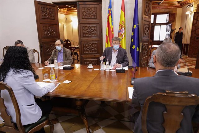 Reunión del presidente de la Generalitat, Ximo Puig, con agentes económicos y sociales para dar respuesta a la inflación