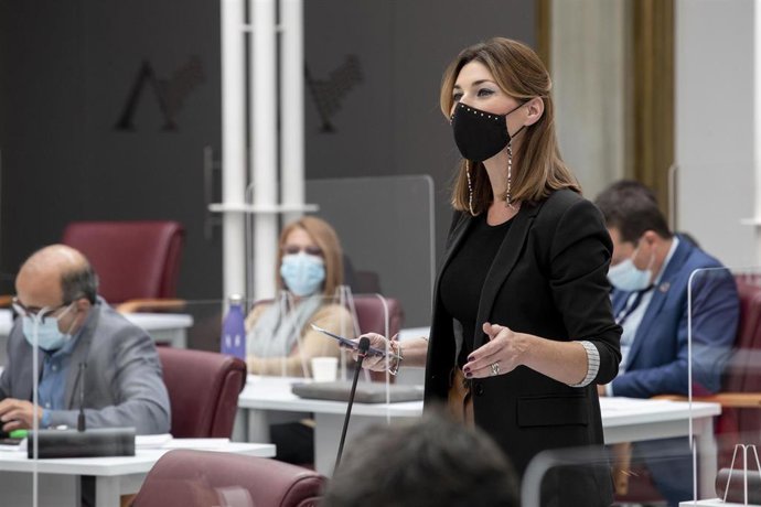 Archivo - La viceportavoz del Grupo Parlamentario Popular, Mari Carmen Ruiz Jódar