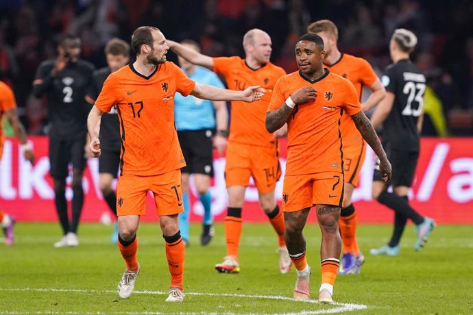 Steven Bergwijn of the Netherlands celebrates after scoring his sides first goal during the International Friendly football match between Netherlands and Germany on March 29, 2022 at the Johan Cruijff ArenA in Amsterdam, Netherlands - Photo Andre Weenin