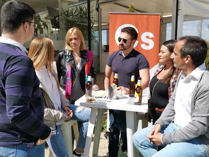 La líder de Ciudadanos, Carmen Picazo, en un encuntro con afiliados en Toledo