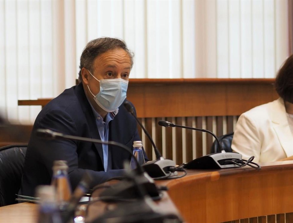 Archivo - El diputado del grupo socialista en el Parlamento gallego, Juan Carlos Francisco Rivera.