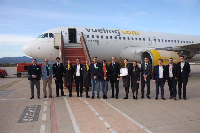 Granada recibe el primer vuelo procedente de Londres Gatwick operado por la compañía Vueling