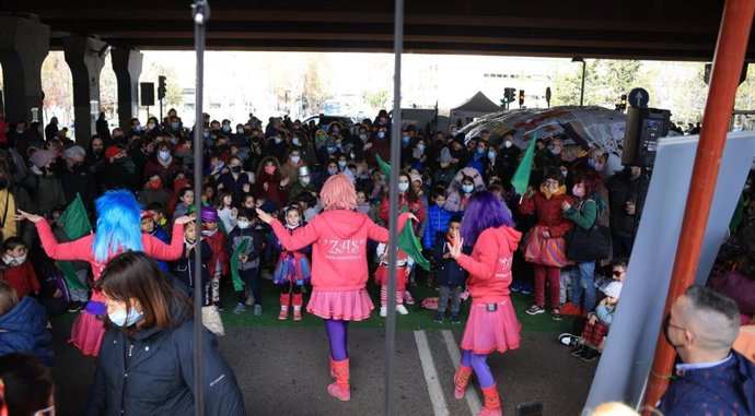 Fiesta reivindicativa por el fin del Scaletric de Vallecas