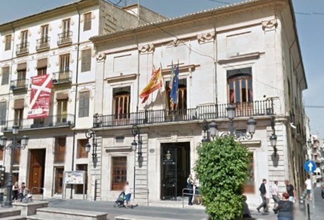Archivo - Ayuntamiento de Sueca (Valencia) en imagen de archivo