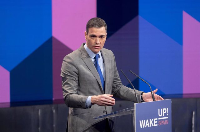 El presidente del Gobierno, Pedro Sánchez, interviene en la inauguración de la segunda edición del foro económico español ‘Wake Up, Spain!, Aprendizaje, crecimiento y sostenibilidad en la Europa solidaria’, en la Casa de América, a 4 de abril de 2022.